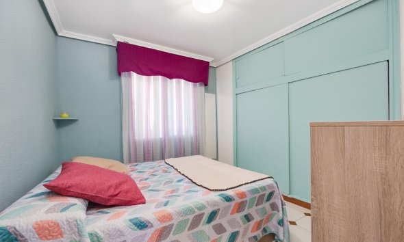 Resale - Apartment - Torrevieja - Habaneras