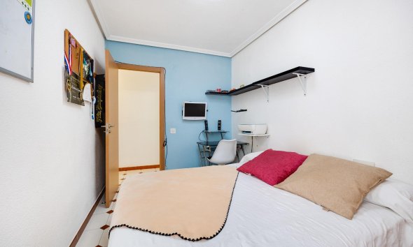 Resale - Apartment - Torrevieja - Habaneras