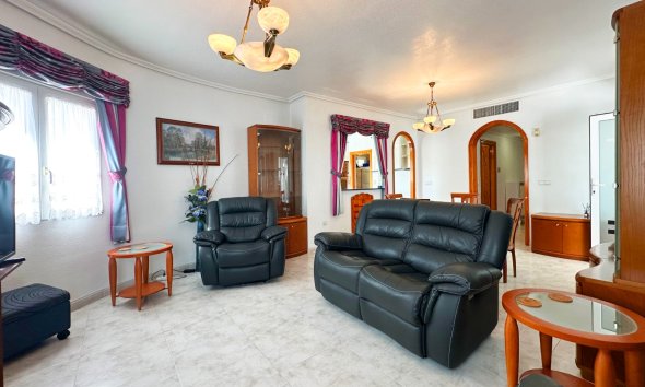 Resale - Villa - Orihuela Costa - Playa Flamenca