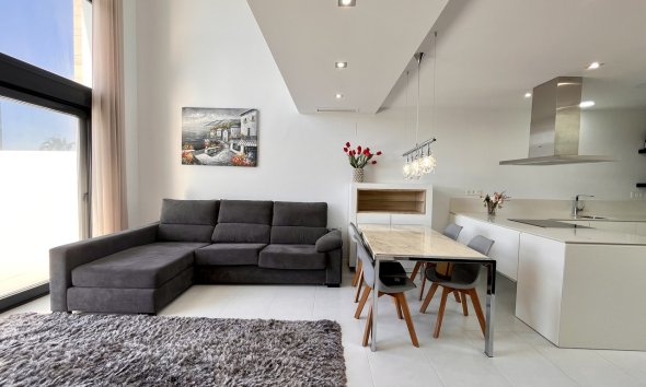 Resale - Villa - Orihuela Costa - Los Dolses