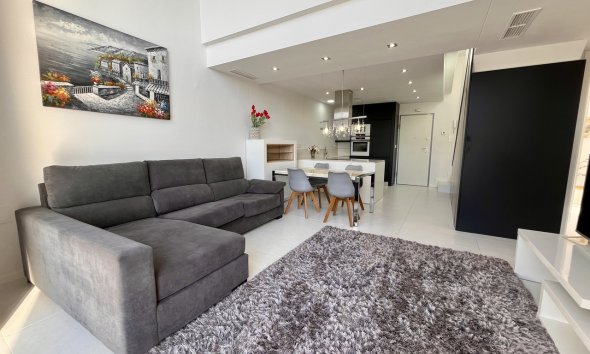 Resale - Villa - Orihuela Costa - Los Dolses