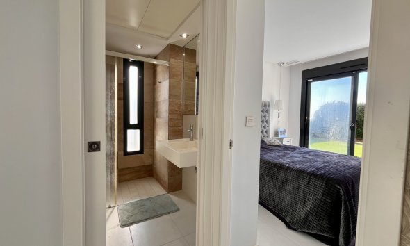 Resale - Villa - Orihuela Costa - Los Dolses