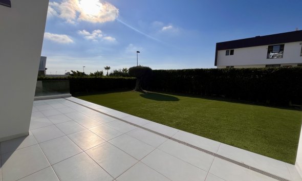 Resale - Villa - Orihuela Costa - Los Dolses