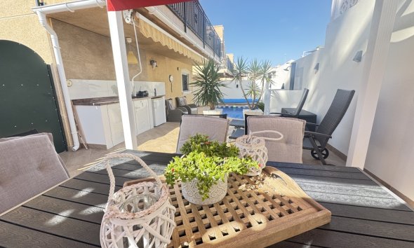 Resale - Villa - Orihuela Costa - Villamartin