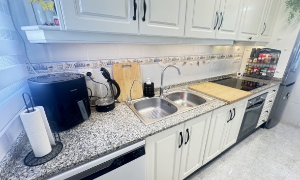 Resale - Villa - Orihuela Costa - Villamartin