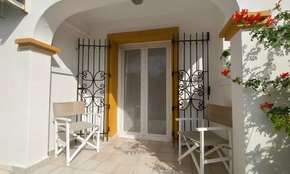 Resale - Terraced house / Townhouse - Orihuela Costa - Villamartín