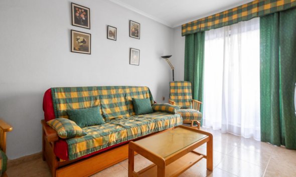 Resale - Apartment - Torrevieja - Playa del cura