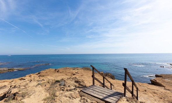 Resale - Apartment - Torrevieja - La Mata