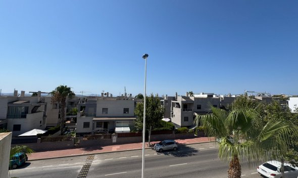 Resale - Bungalow - Torrevieja - Aguas Nuevas