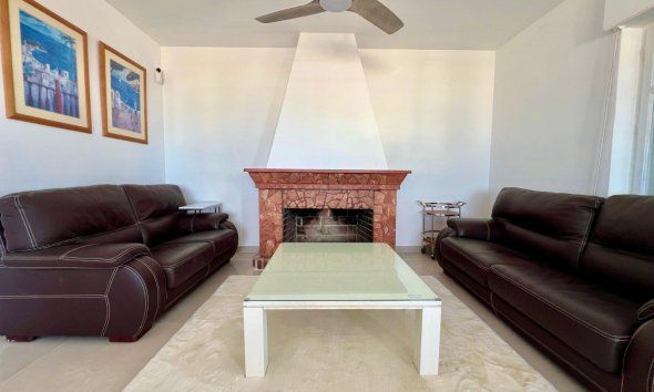 Rynek Wtórny - Willa - La Mata