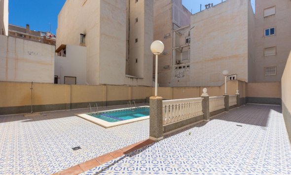 Reventa - Apartamento - Torrevieja - Estacion de autobuses