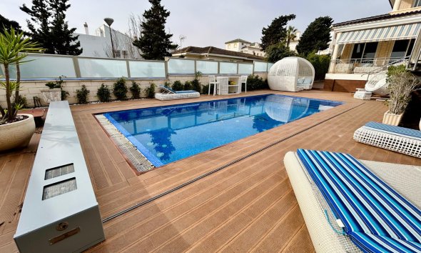 Resale - Villa - Torrevieja - La Mata