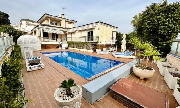 Resale - Villa - Torrevieja - La Mata