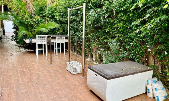 Resale - Villa - Torrevieja - La Mata