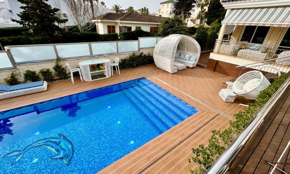 Resale - Villa - Torrevieja - La Mata