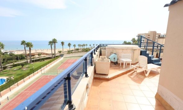 Resale - Duplex / Two-storey apartment - Pilar de la Horadada - Mil Palmeras