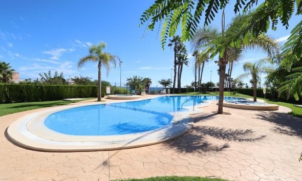 Resale - Duplex / Two-storey apartment - Pilar de la Horadada - Mil Palmeras