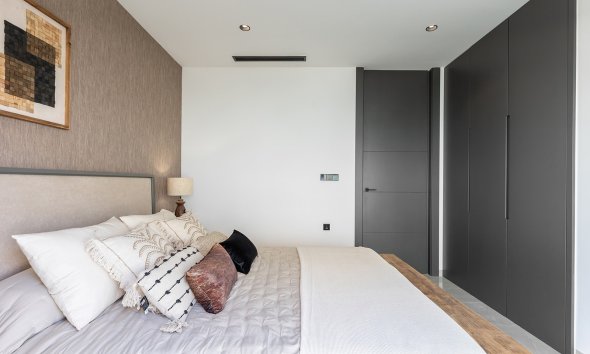 Resale - Villa - Torrevieja - El Chaparral