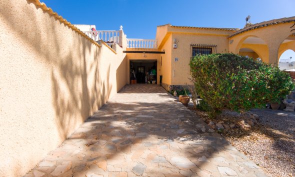 Resale - Villa - La Siesta - El Salado - Torreta - La Siesta