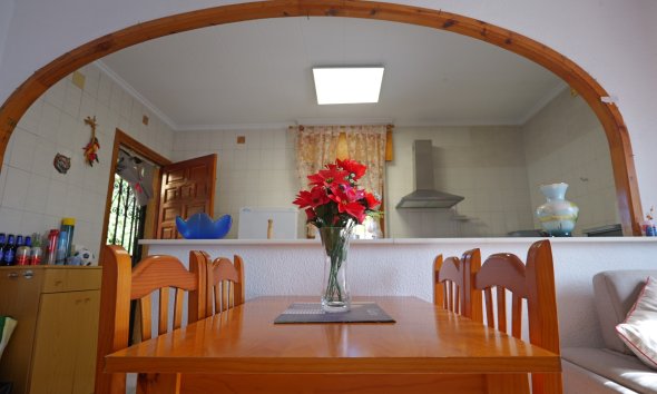 Resale - Villa - La Siesta - El Salado - Torreta - La Siesta