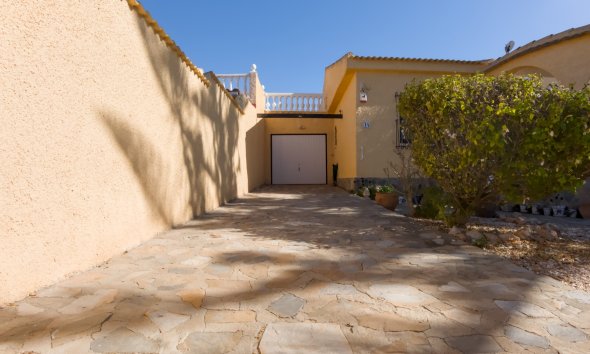 Resale - Villa - La Siesta - El Salado - Torreta - La Siesta
