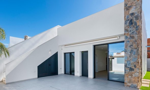 New Build - Terraced house / Townhouse - Pilar de la Horadada - Parque del Mediterraneo