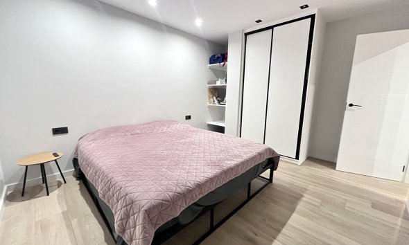 Reventa - Villa - Orihuela Costa - Playa Flamenca