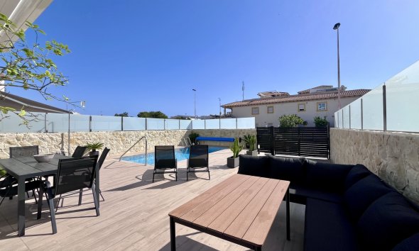Reventa - Villa - Orihuela Costa - Playa Flamenca