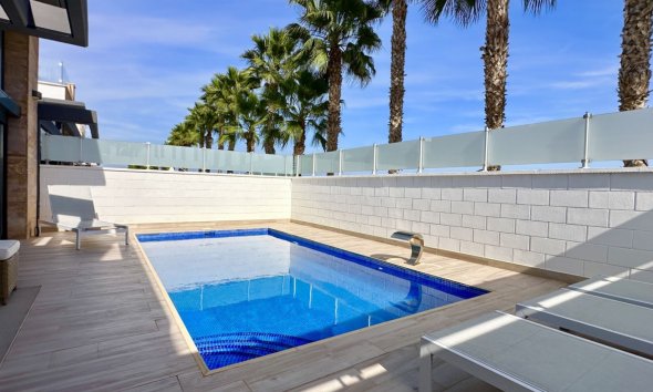 Resale - Villa - Orihuela Costa - Lomas de Cabo Roig