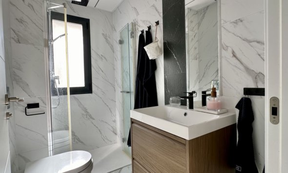 Resale - Villa - Orihuela Costa - Lomas de Cabo Roig