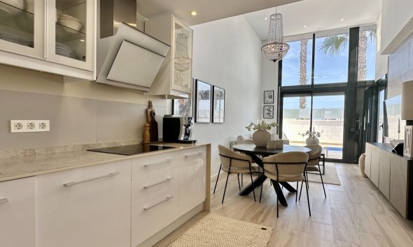 Resale - Villa - Orihuela Costa - Lomas de Cabo Roig