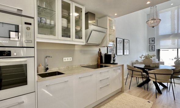 Resale - Villa - Orihuela Costa - Lomas de Cabo Roig