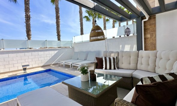 Resale - Villa - Orihuela Costa - Lomas de Cabo Roig