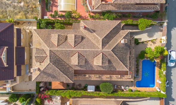 Resale - Villa - Torrevieja - La Veleta