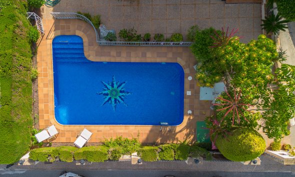 Resale - Villa - Torrevieja - La Veleta