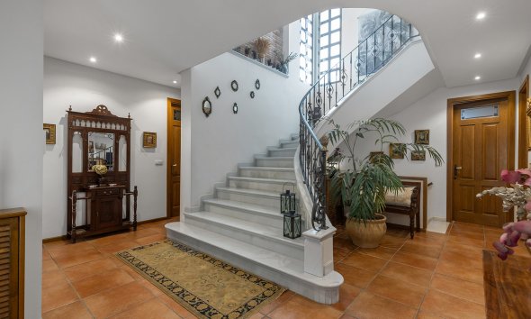 Resale - Villa - Torrevieja - La Veleta