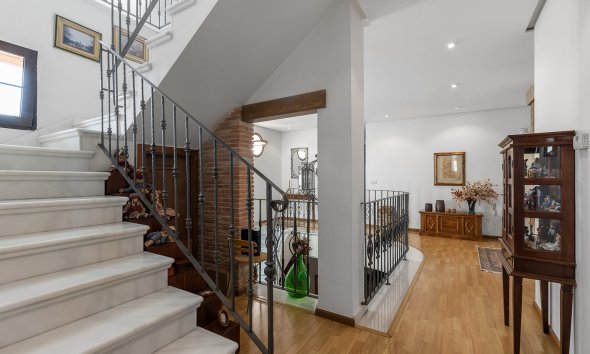 Resale - Villa - Torrevieja - La Veleta