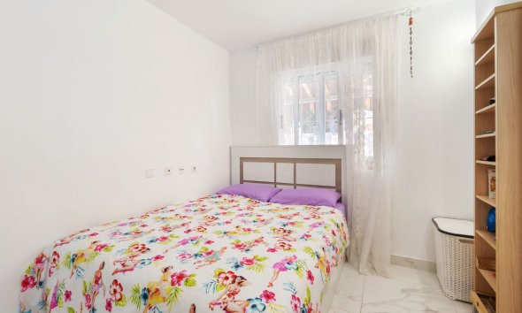 Resale - Apartment - Torrevieja - Centro