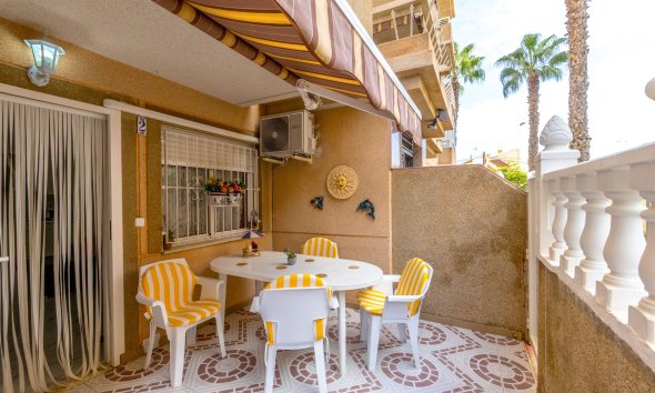 Resale - Apartment - Torrevieja - Centro