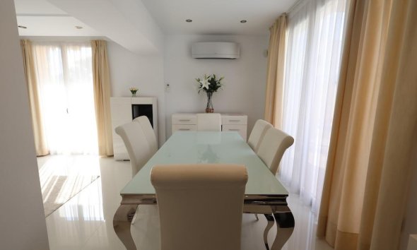 Resale - Villa - Orihuela Costa - Costa blanca