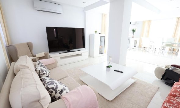 Resale - Villa - Orihuela Costa - Costa blanca