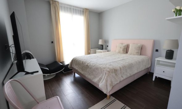 Resale - Villa - Orihuela Costa - Costa blanca