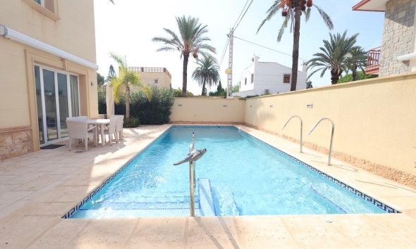 Resale - Villa - Orihuela Costa - Costa blanca