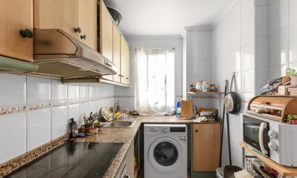 Resale - Apartment - Torrevieja - Estacion de autobuses