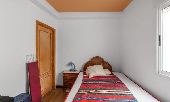 Resale - Apartment - Torrevieja - Estacion de autobuses