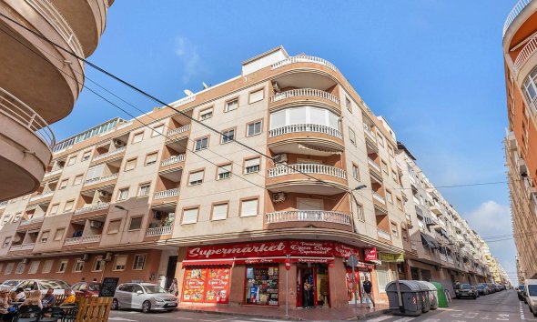 Resale - Apartment - Torrevieja - Estacion de autobuses