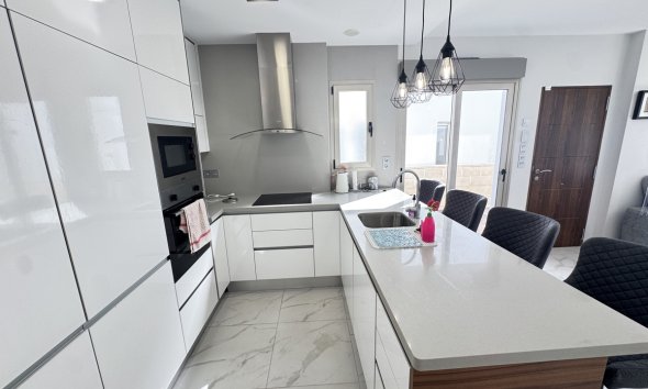 Resale - Villa - Orihuela Costa - Villamartin