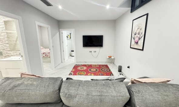 Resale - Villa - Orihuela Costa - Villamartin