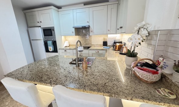 Resale - Apartment - Orihuela Costa - Cabo Roig