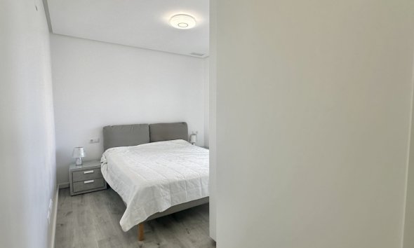 Resale - Apartment - Orihuela Costa - Villamartín